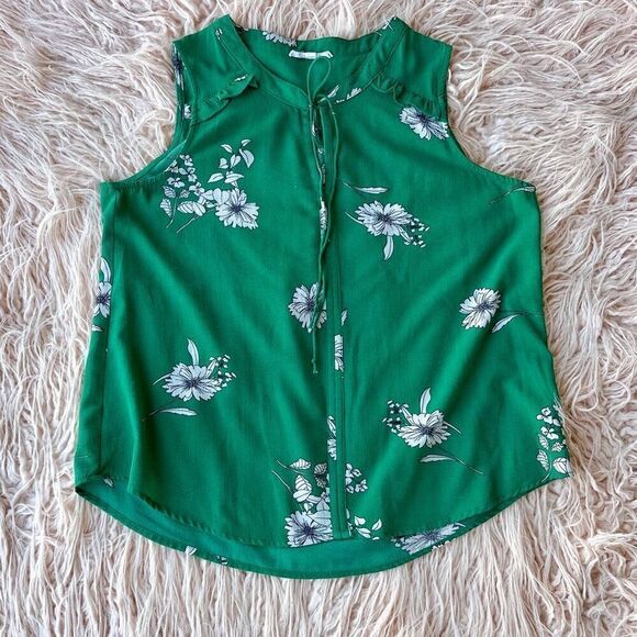 Green Sleeveless Blouse - Picture 1 of 4